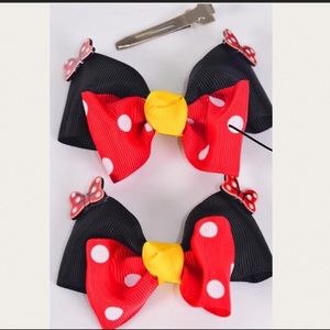 🍁Minnie Mouse Bows NWOT